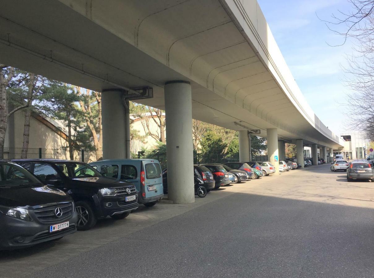 Apartment Zentrumnah Direkt An Ubahn Bei Un-vic Und Am Badestrand Wien